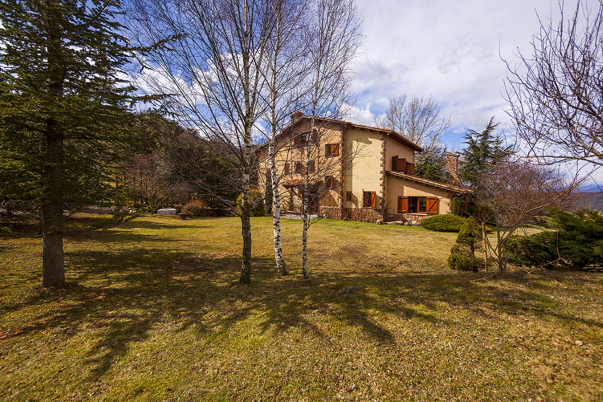Chalet Alpino Can Mandena en Barcelona. Vista principal