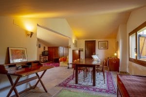 Chalet Alpino Can Mandena en Vallfogona del Ripollés. Barcelona. AL de estar