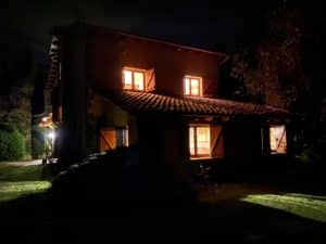 Chalet Alpino Can Mandena. Noche. Cara norte. Foto oficial